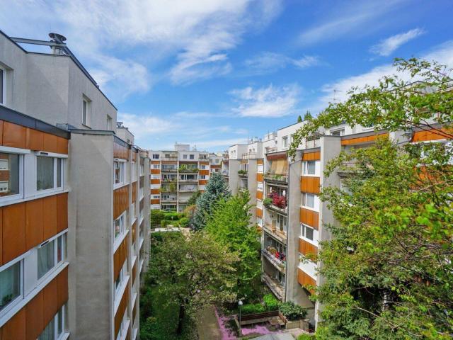 4 Zimmerwohnung mit unverbaubarem Blick Nähe Hanusch Krankenhaus
