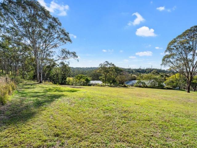 4,063m² of Top Camp Tranquillity With Valley Views