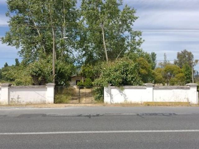 $ 4.000.000 Casa en Arriendo en Linares 4 dormitorios 2 baños / Corretajes Prosal