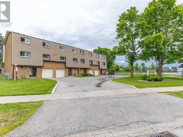 4 1415 Fieldlight Boulevard, Pickering, ON, L1V 2S3 townhouse for sale | Listing ID E13492 | Royal LePage