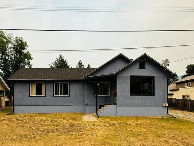 4 102Nd Avenue, Kimberley, BC, V1A 1A6 house for sale | Listing ID 10395 | Royal LePage