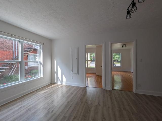 4 1/2 A Deux Pas De L'hôtel Dieu !