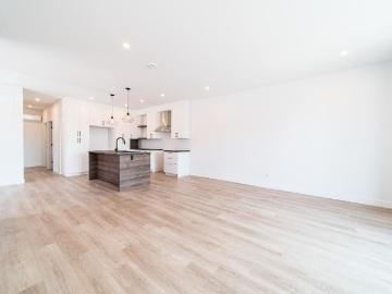 4 1/2 à louer à Cowansville, Quartier Papineau, disponible maintenant et pour juillet, animaux acceptés