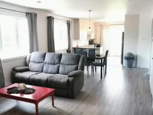 4 1/2 À LOUER BERTHIERVILLE APPARTEMENT À LOUER