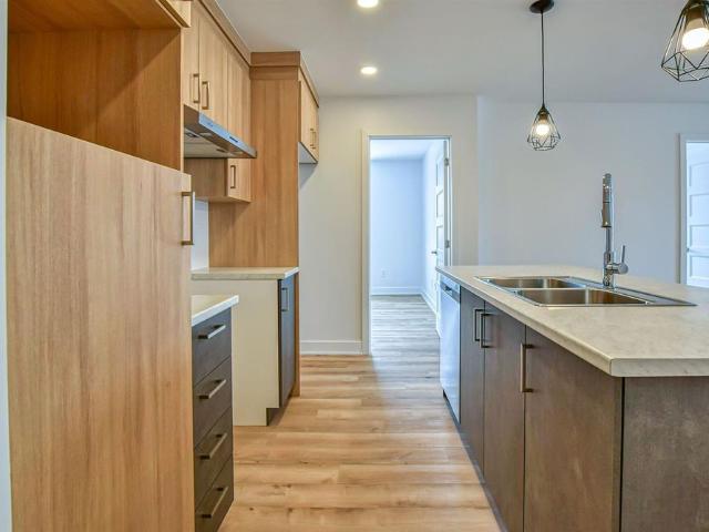 4 1/2 À LOUER SAINT LIN LAURENTIDES APPARTEMENT À LOUER