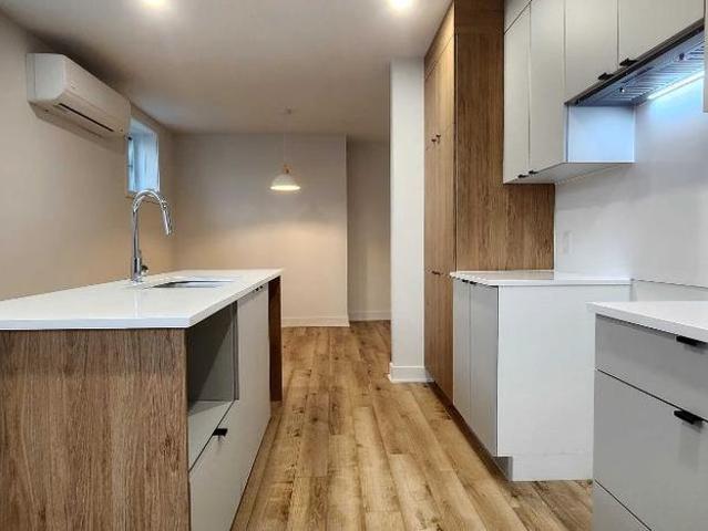 4 1/2 CONDO NEUF * 1 MOIS GRATUIT