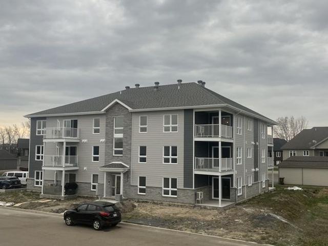 4 1/2 Disponible Maintenant Ou Juillet
