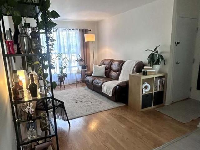 4 1/2 logement libre 1 octobre