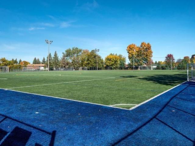 4 1/2 Longueuil 1 425 $/mois