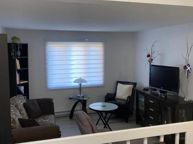 4 1/2 style Condo St Jerome
