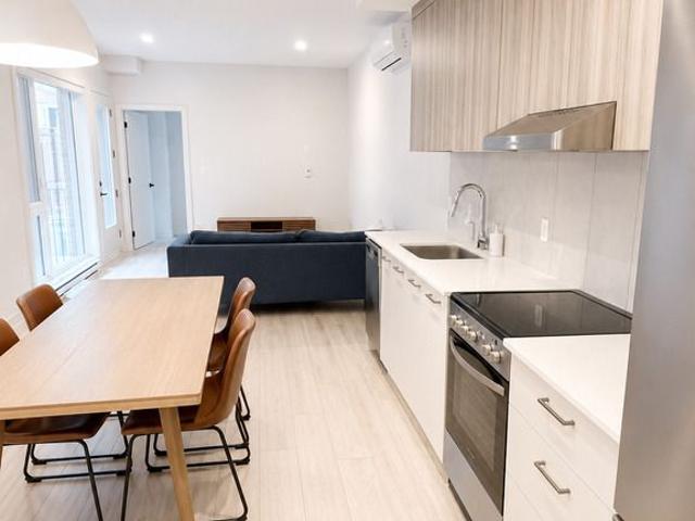 4 1/2 WIFI INCLUS AU COEUR DE ROSEMONT