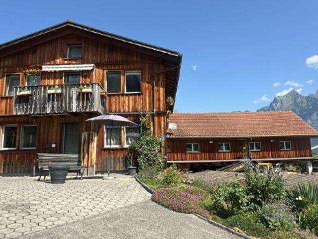 4 1/2 Zimmer Wohnung an idyllischer Wohnlage im Grünen