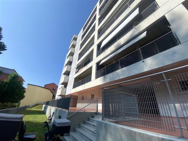 4 1/2 Zimmer Wohnung im Stadtzentrum an ruhiger, sonniger Aussichtslage / 4 1/2 Zimmer Wohnung, sonnig, ruhig, Aussicht