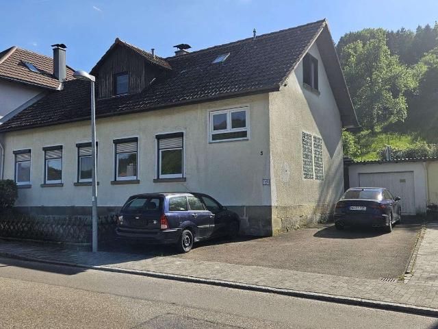 4 1/2 Zimmer Wohnung in Michelfeld Gnadental mit Einbauküche und Garten
