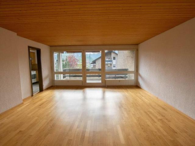 4 1/2 Zimmerwohnung mit zwei Balkonen