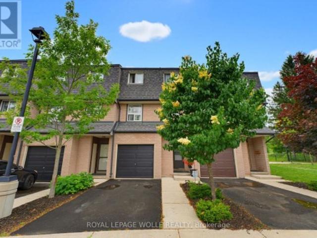 4 138 Blackhorne Drive, Kitchener, ON, N2E 1Z3 townhouse for sale | Listing ID X13499 | Royal LePage