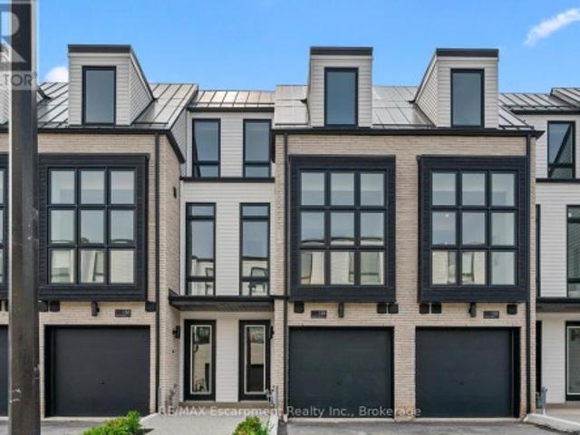 4 138 East Street, Oakville Br Bronte, ON, L6L 0H9 house for sale | Listing ID W13755 | Royal LePage