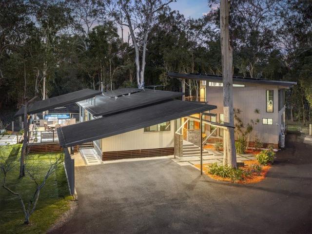 4.1 Acres of Privacy, Lifestyle & Natural Beauty