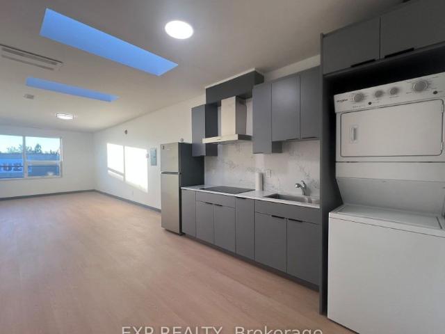 4 264 268 Ottawa Street N, Hamilton