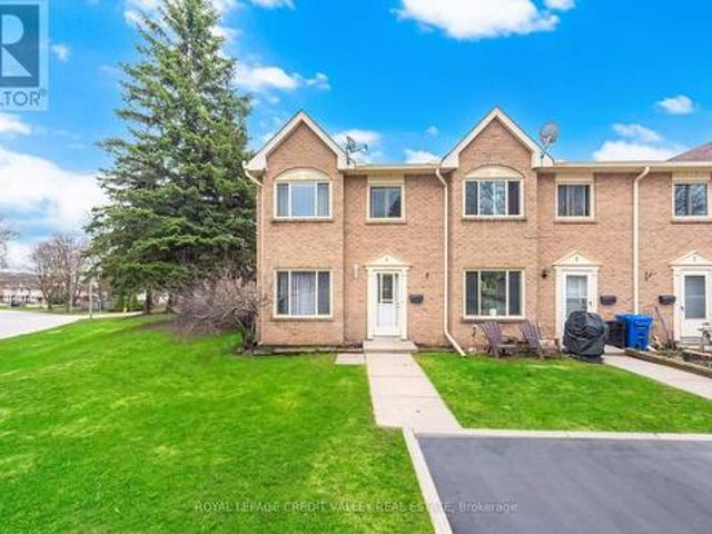 4 2 Parkview Drive, Orangeville, ON, L9W 1T2 townhouse for sale | Listing ID W13818 | Royal LePage
