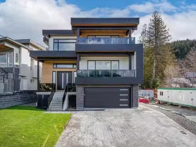 4 3385 Mamquam Road, Squamish, BC, V0V 0V0 house for sale L.