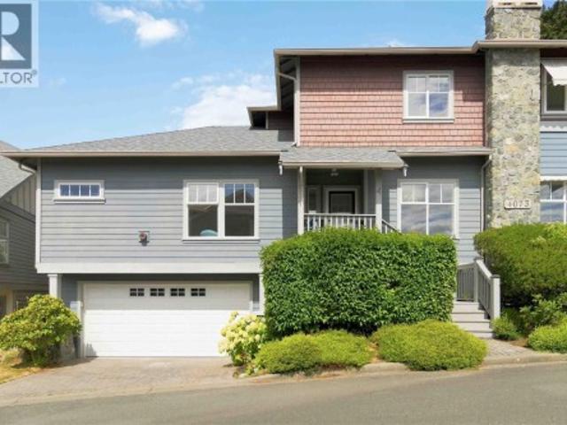 4 4073 Blackberry Lane, Saanich, BC, V8X 5J5 house for sale | Listing ID 1048 | Royal LePage