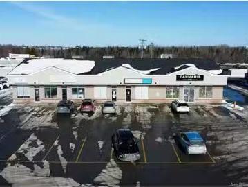4 418 Connell St, Woodstock, NB, E7M 5R5 commercial for sale.