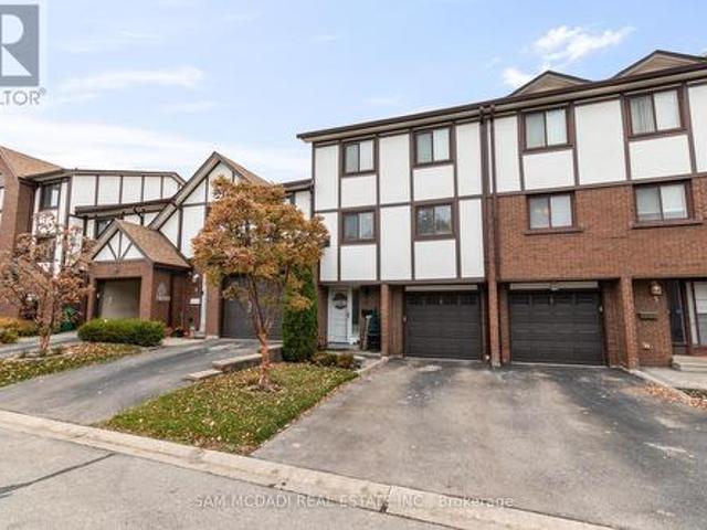 4 4230 Fieldgate Drive, Mississauga, ON, L4W 2M5 townhouse for sale | Listing ID W13673 | Royal LePage