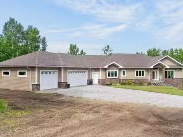 #4 54020 Hghway 779, Rural Parkland County, AB, T7Y 0A3 hous.