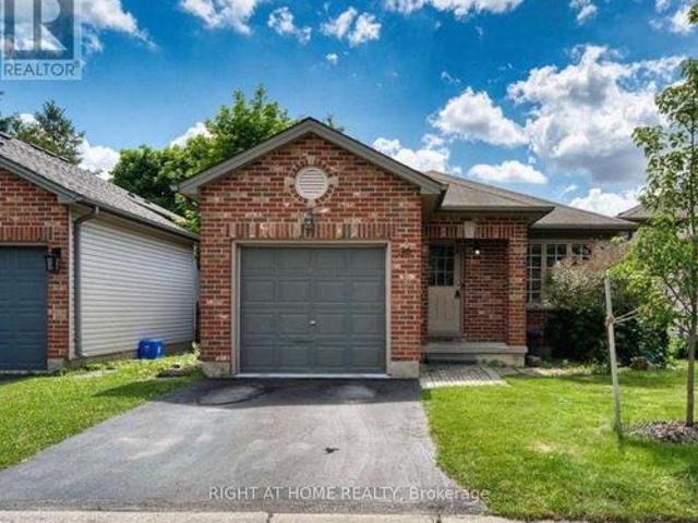 4 59 Pennybrook Crescent, London North B, ON, N5X 4C3 townhouse for lease | Listing ID X13556 | Royal LePage