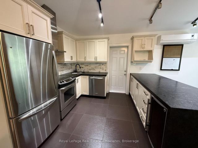 4 52 Cameron Avenue in Toronto: Keelesdale Eglinton West House for lease Toronto W03: MLS®# W13623230