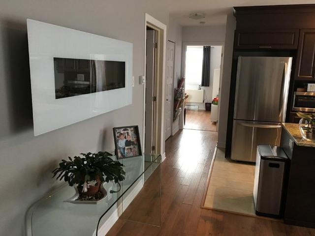 4.5 A LAVAL TRÈS TRANQUILLE EN BETON AVEC ASCENSEUR