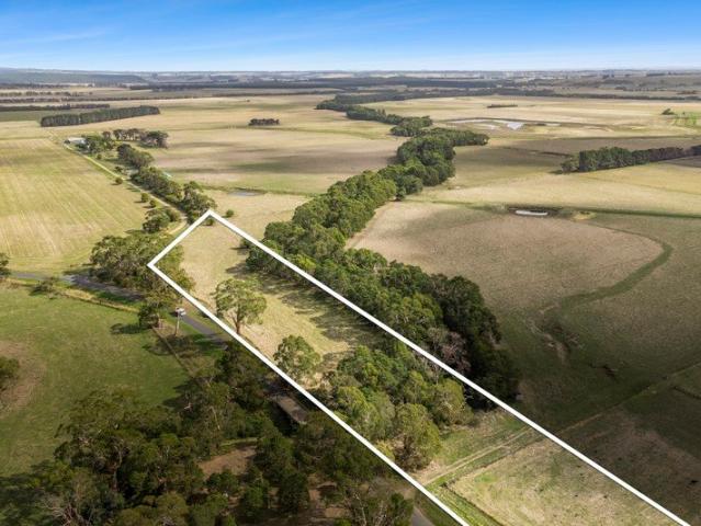 4.5 Acres Ready for Your Rural Vision