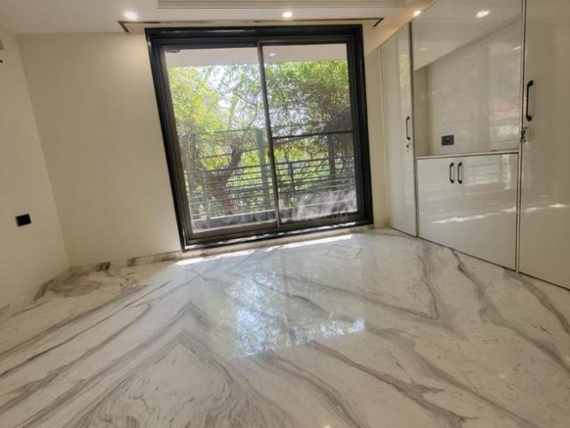 4.5 BHK Apartment in Tajganj for rent Agra. The reference number is 20314241