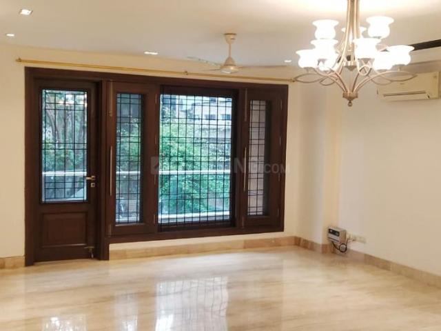 4.5 BHK Apartment in Vasant Kunj for rent New Delhi. The reference number is 20123166