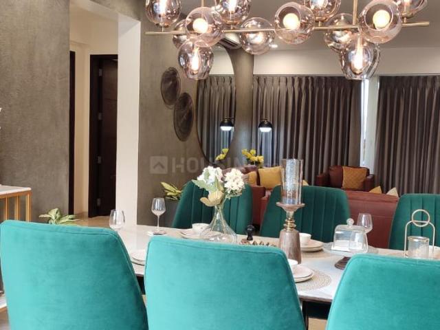 4.5 BHK Apartment in Viman Nagar for resale Pune. The reference number is 16403073