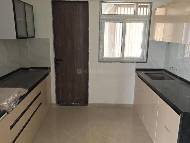 4.5 BHK Apartment in Viman Nagar for resale Pune. The reference number is 19346228
