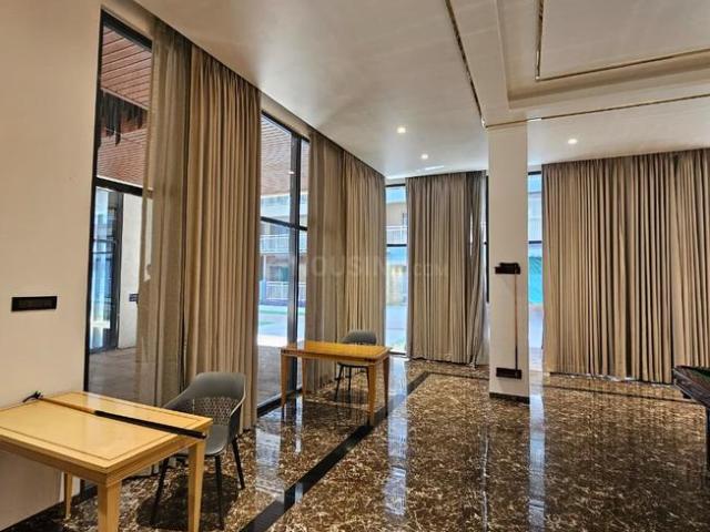 4.5 BHK Apartment in Wadgaon Sheri for rent Pune. The reference number is 21045291