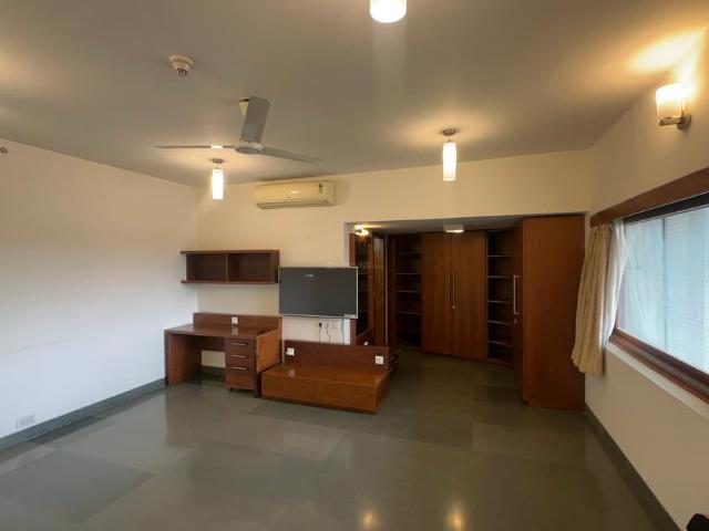 4.5 BHK Apartment in Whitefield for rent Bengaluru. The reference number is 20863481