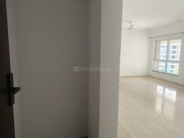 4.5 BHK Apartment in Bavdhan for resale Pune. The reference number is 21031455