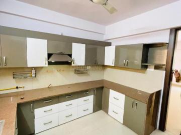 4.5 BHK Apartment in Bawadiya Kalan for rent Bhopal. The reference number is 20276208