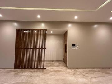 4.5 BHK Apartment in Erandwane for rent Pune. The reference number is 18835240