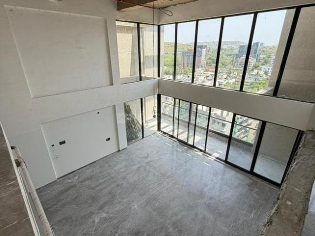 4.5 BHK Apartment in Erandwane for resale Pune. The reference number is 20371964