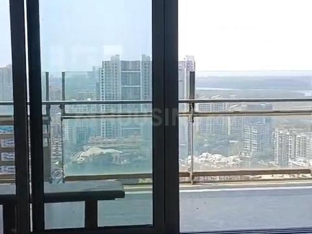 4.5 BHK Apartment in Goregaon West for rent Mumbai. The reference number is 20411505