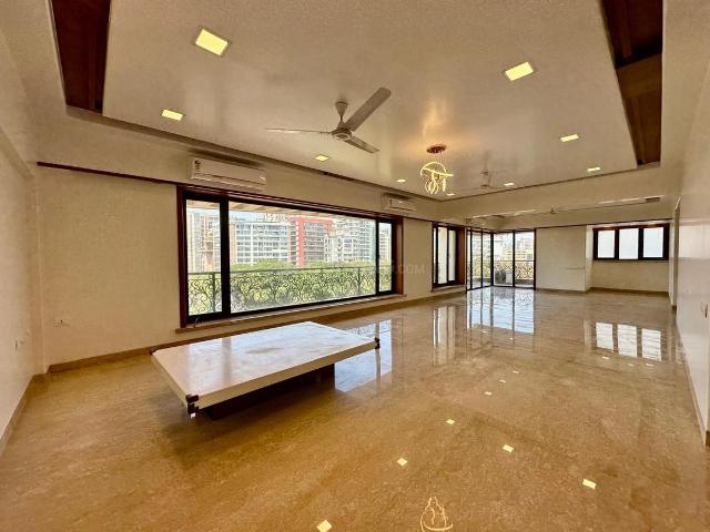 4.5 BHK Apartment in Juhu for rent Mumbai. The reference number is 21346249