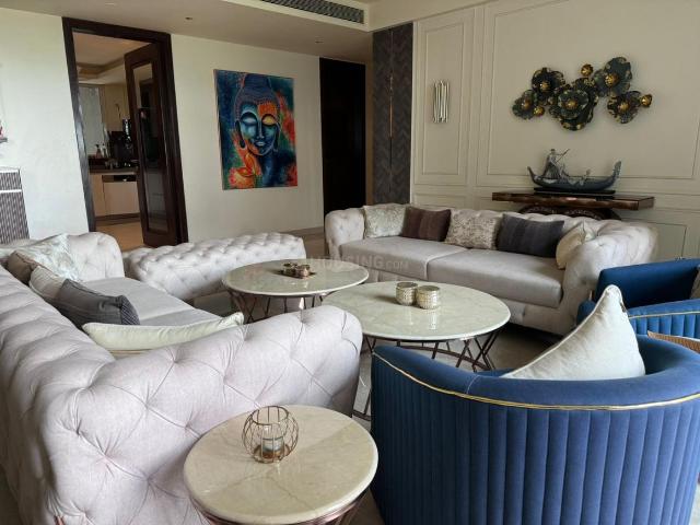 4.5 BHK Apartment in Kalyani Nagar for rent Pune. The reference number is 20023690