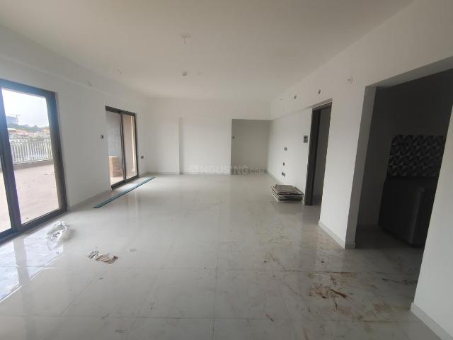 4.5 BHK Apartment in Kalyani Nagar for rent Pune. The reference number is 20195828