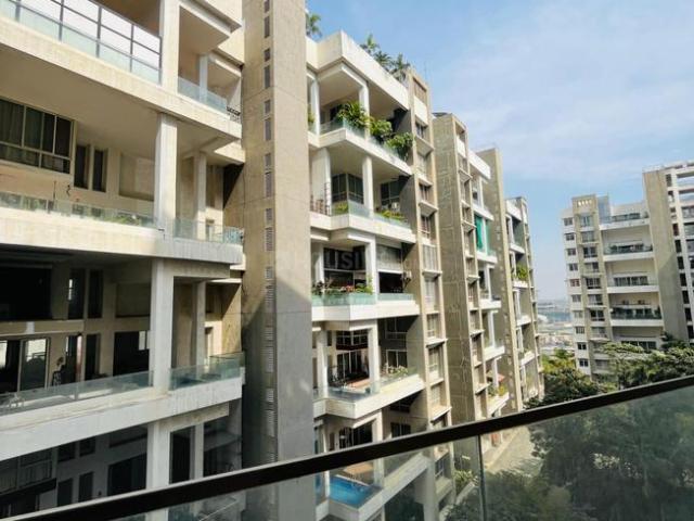4.5 BHK Apartment in Kharadi for resale Pune. The reference number is 21104101