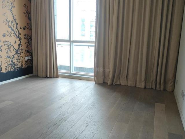 4.5 BHK Apartment in Magarpatta City for resale Pune. The reference number is 21015392