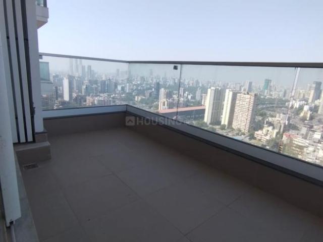 4.5 BHK Apartment in Malad East for rent Mumbai. The reference number is 20220176